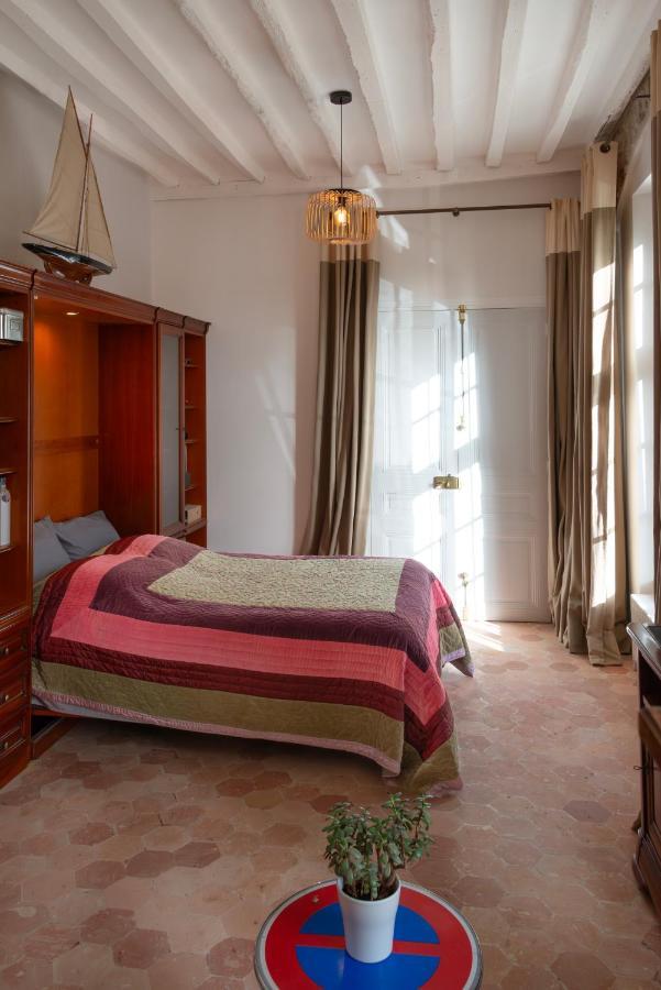 Le Clocher De La Duchesse Bed & Breakfast Bonnelles Luaran gambar